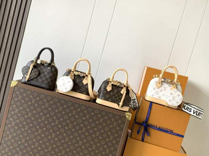 Picture of Louis Vuitton Handbags _SKUfw209923115fw